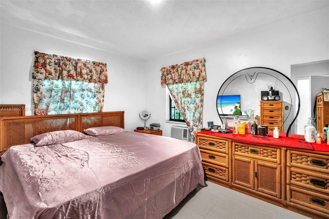 На продажу: $699,999 (0 спален, 0 ванн, 1727 Квадратных фут)