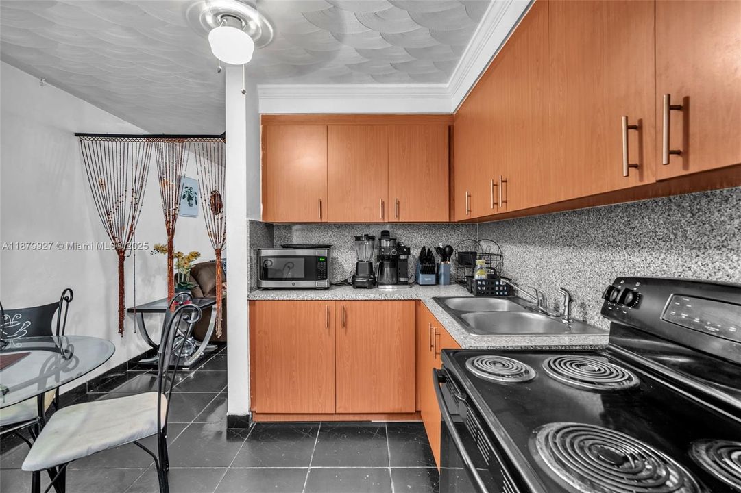 На продажу: $699,999 (0 спален, 0 ванн, 1727 Квадратных фут)