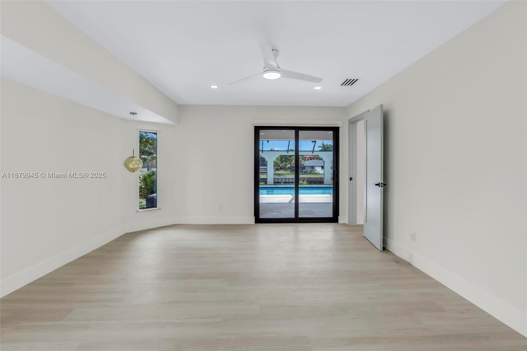 For Rent: $5,500 (4 beds, 3 baths, 2540 Square Feet)