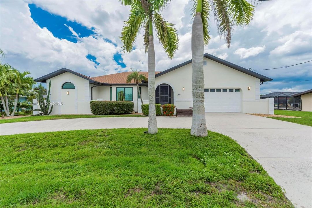 For Rent: $5,500 (4 beds, 3 baths, 2540 Square Feet)