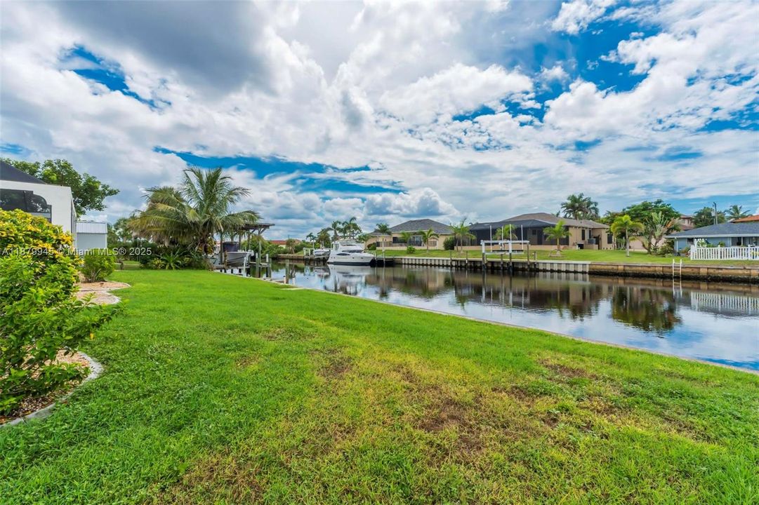 For Rent: $5,500 (4 beds, 3 baths, 2540 Square Feet)