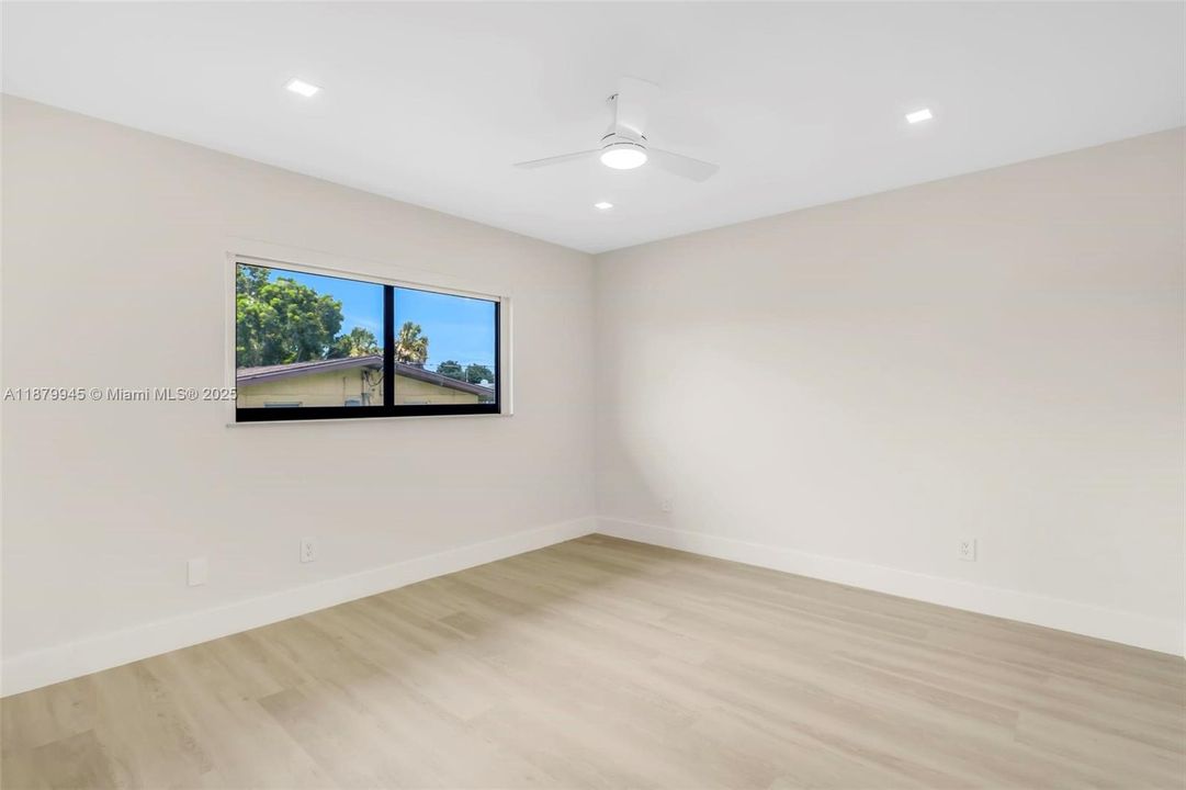 For Rent: $5,500 (4 beds, 3 baths, 2540 Square Feet)