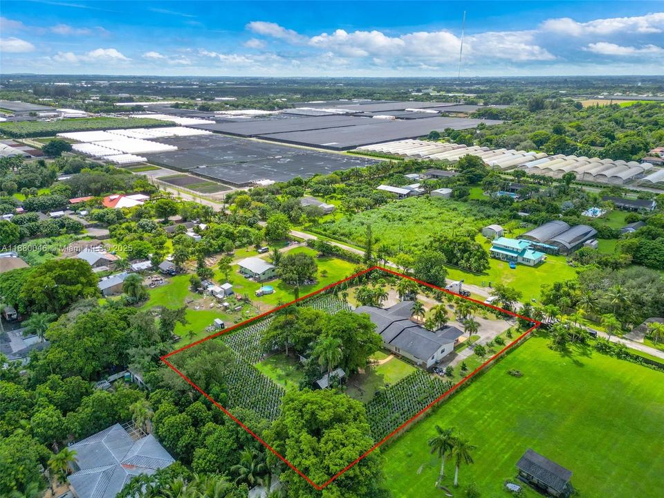 For Sale: $1,110,000 (6 beds, 4 baths, 3838 Square Feet)