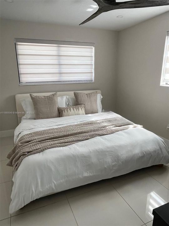 Недавно продано: $549,900 (2 спален, 1 ванн, 1032 Квадратных фут)