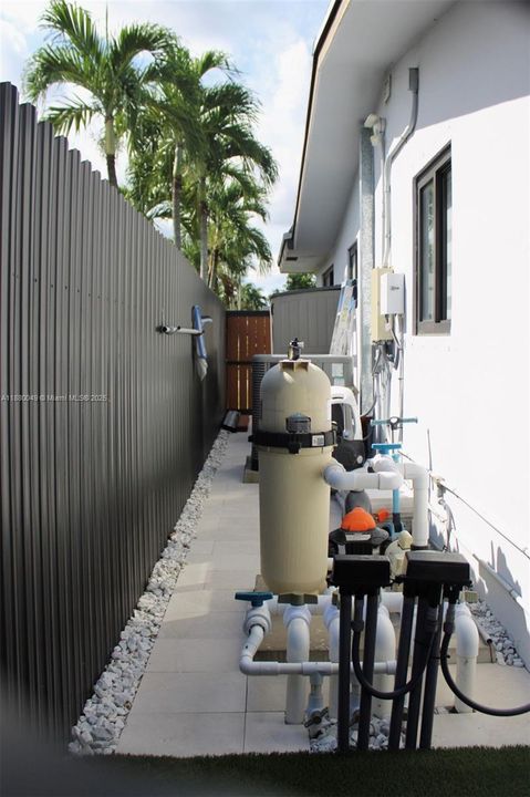 Недавно продано: $549,900 (2 спален, 1 ванн, 1032 Квадратных фут)