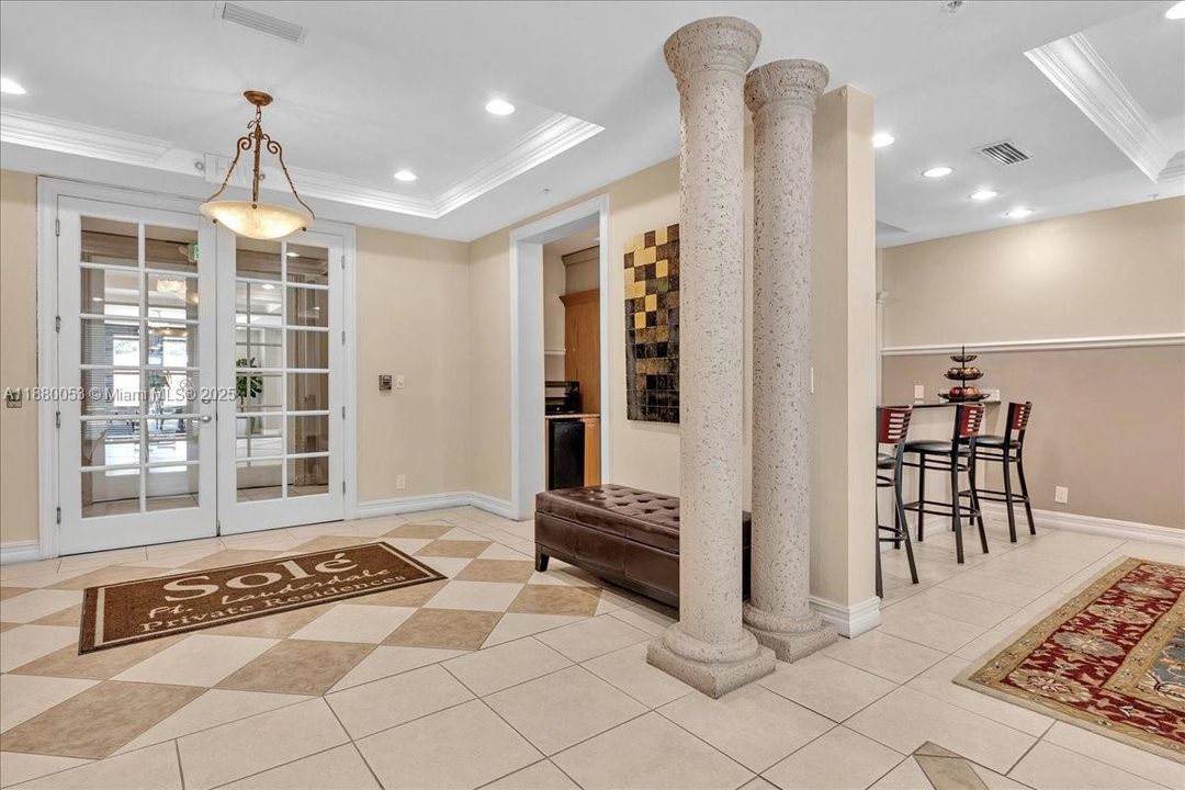 Activo con contrato: $340,000 (2 camas, 2 baños, 1240 Pies cuadrados)