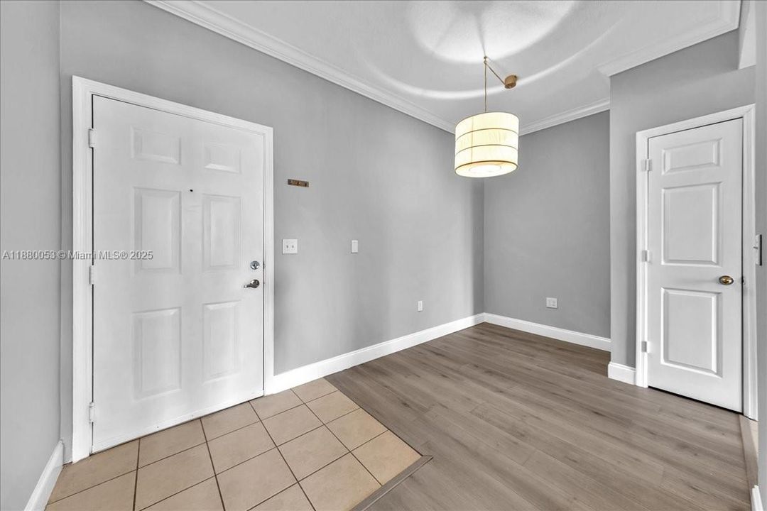 Activo con contrato: $340,000 (2 camas, 2 baños, 1240 Pies cuadrados)