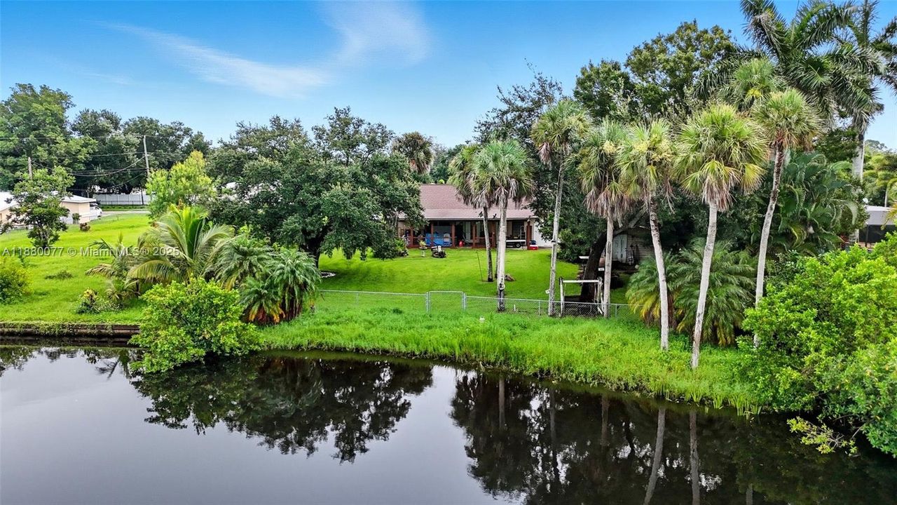 For Sale: $250,000 (3 beds, 2 baths, 1776 Square Feet)