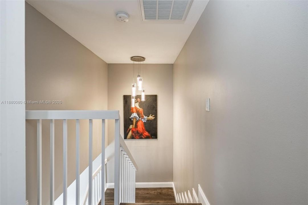 最近售出: $410,000 (2 贝兹, 2 浴室, 1264 平方英尺)