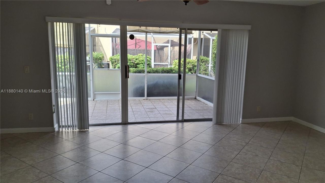 Недавно арендовано: $2,850 (3 спален, 2 ванн, 1451 Квадратных фут)