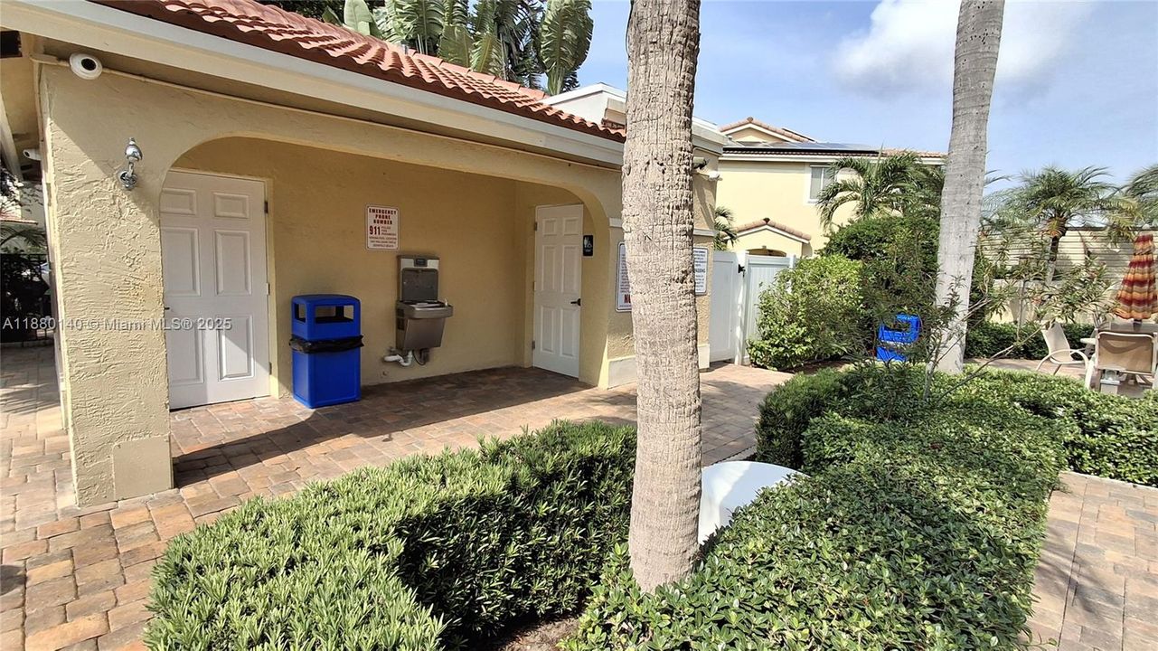 Недавно арендовано: $2,850 (3 спален, 2 ванн, 1451 Квадратных фут)