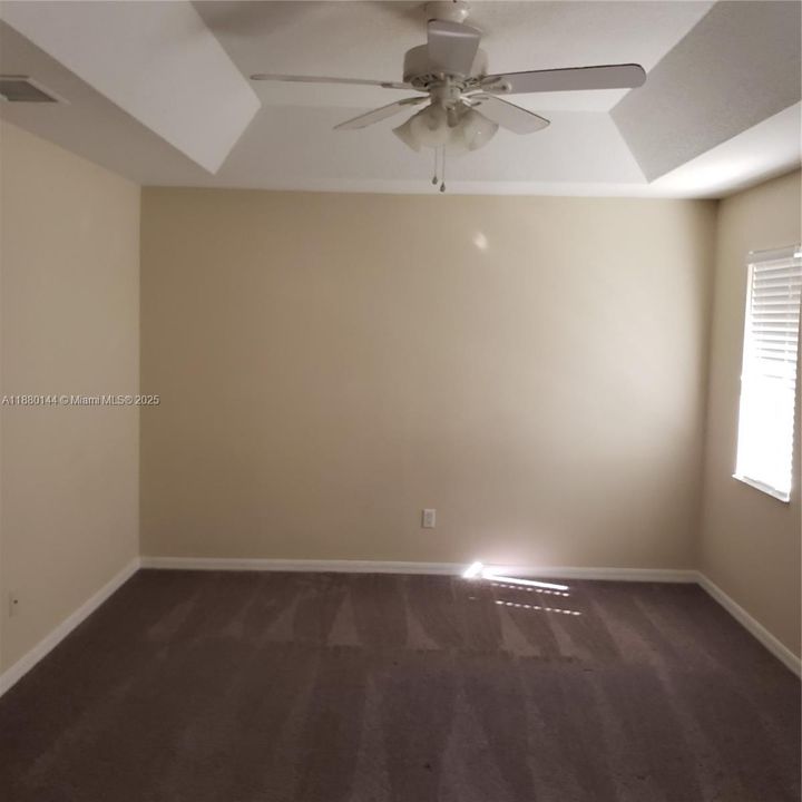 For Rent: $2,800 (3 beds, 2 baths, 1187 Square Feet)