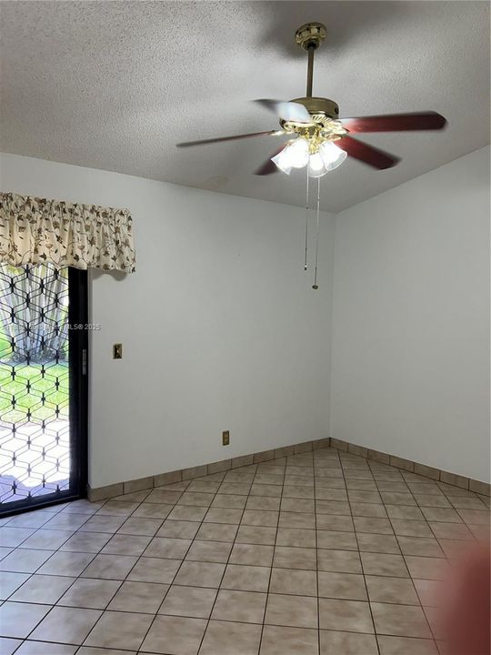 Recientemente alquilado: $2,200 (2 camas, 2 baños, 1262 Pies cuadrados)