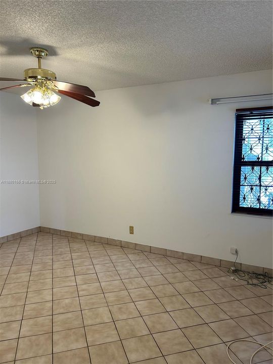 Recientemente alquilado: $2,200 (2 camas, 2 baños, 1262 Pies cuadrados)