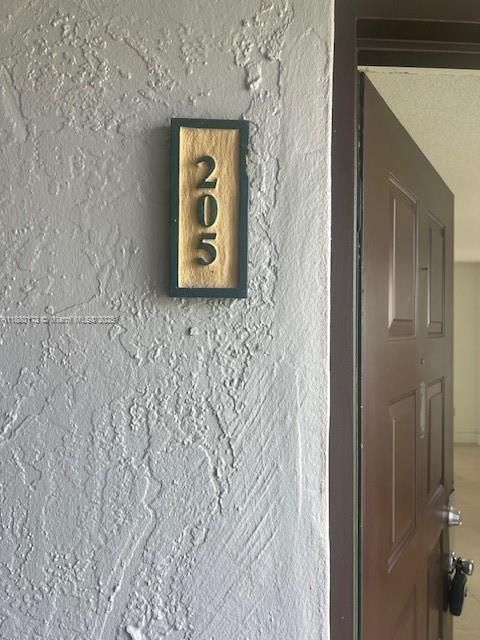 最近租的: $1,700 (1 贝兹, 1 浴室, 583 平方英尺)