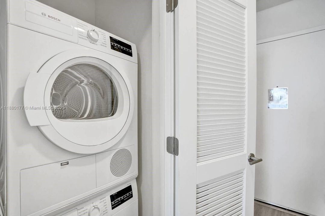 На продажу: $840,000 (1 спален, 1 ванн, 0 Квадратных фут)