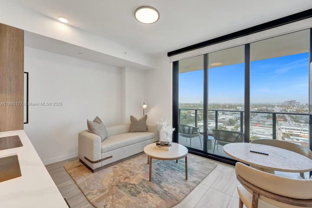 На продажу: $840,000 (1 спален, 1 ванн, 0 Квадратных фут)