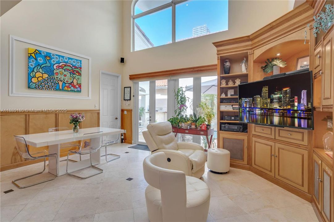 For Sale: $2,750,000 (5 beds, 4 baths, 3339 Square Feet)