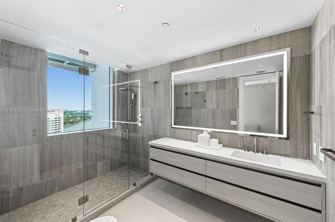 For Sale: $19,500,000 (6 beds, 6 baths, 7789 Square Feet)