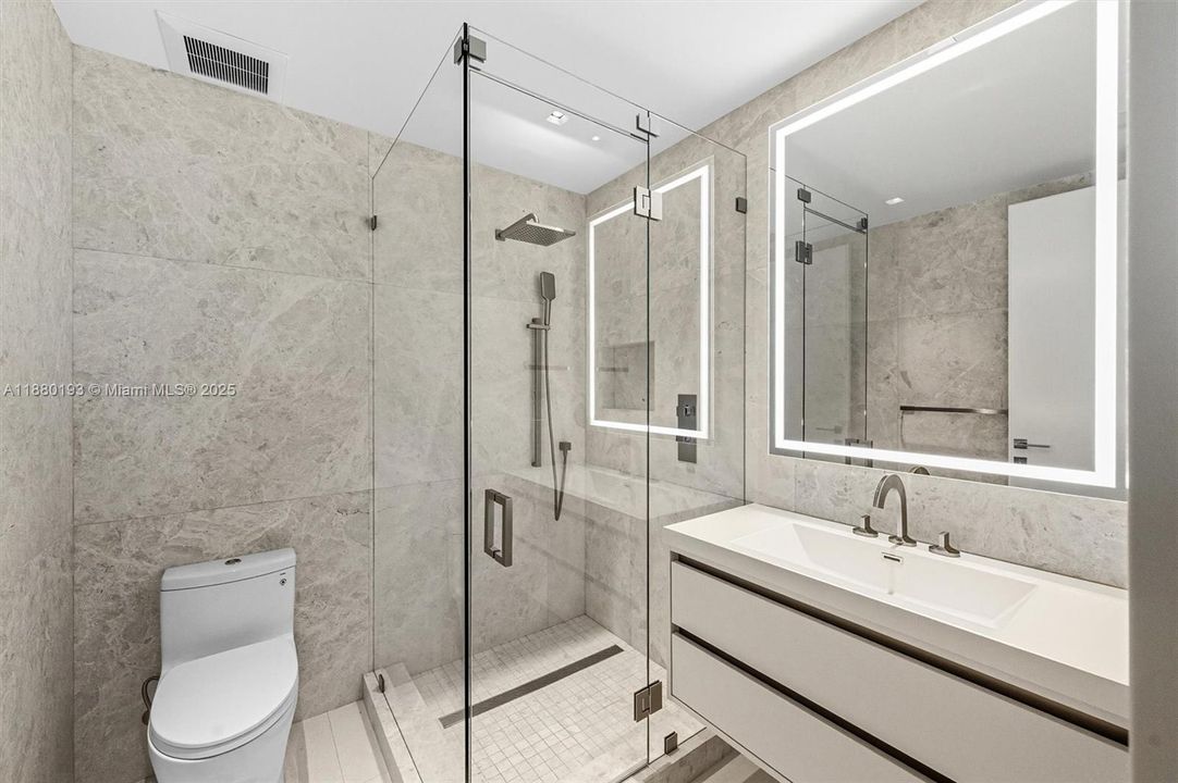 For Sale: $19,500,000 (6 beds, 6 baths, 7789 Square Feet)