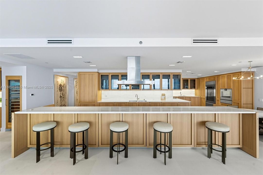 For Sale: $19,500,000 (6 beds, 6 baths, 7789 Square Feet)