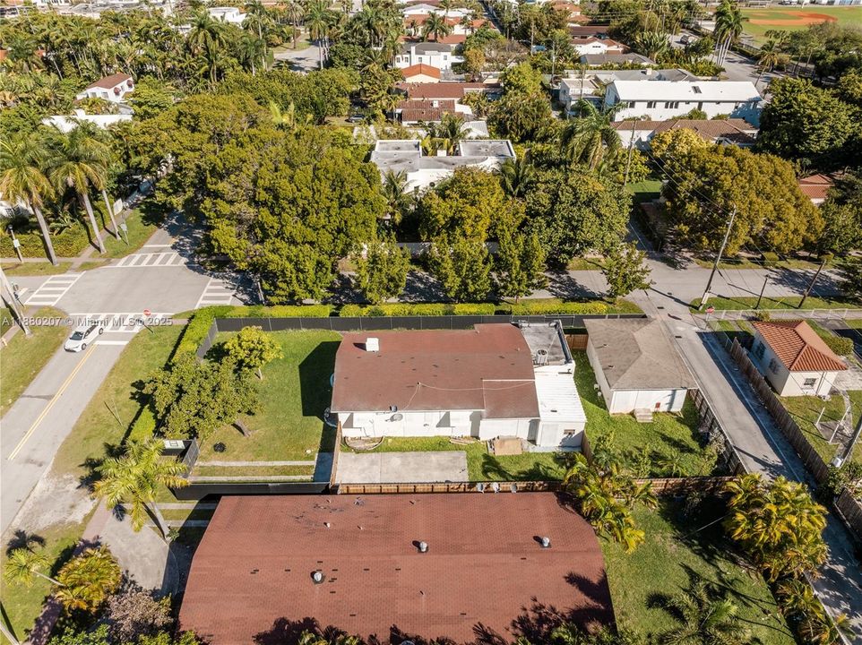 For Sale: $2,500,000 (3 beds, 3 baths, 2573 Square Feet)