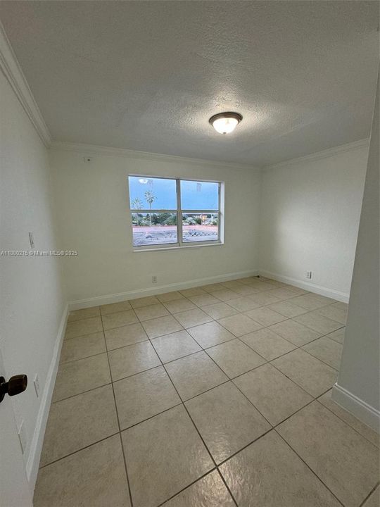 En Venta: $255,000 (2 camas, 1 baños, 775 Pies cuadrados)