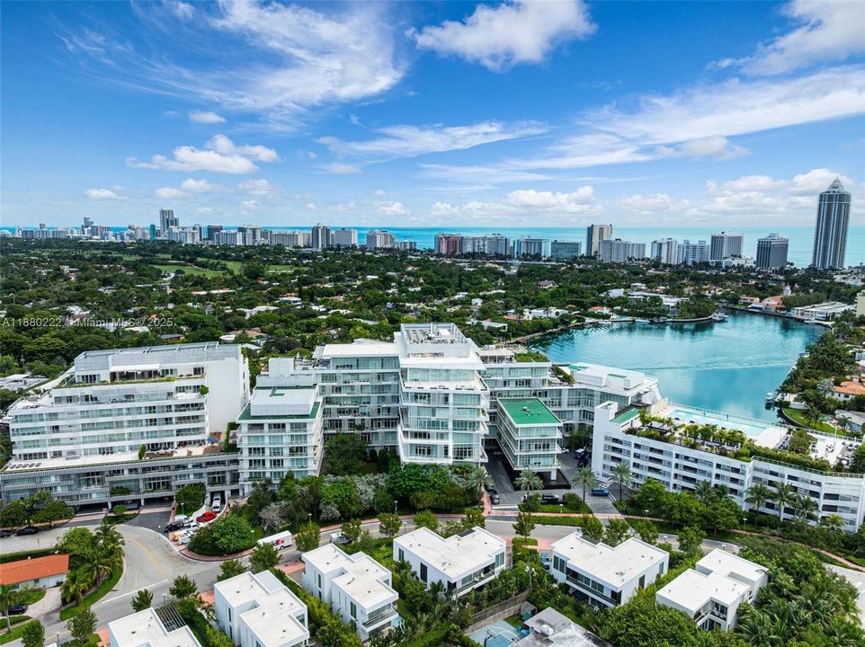 待售: $2,999,000 (2 贝兹, 2 浴室, 2085 平方英尺)