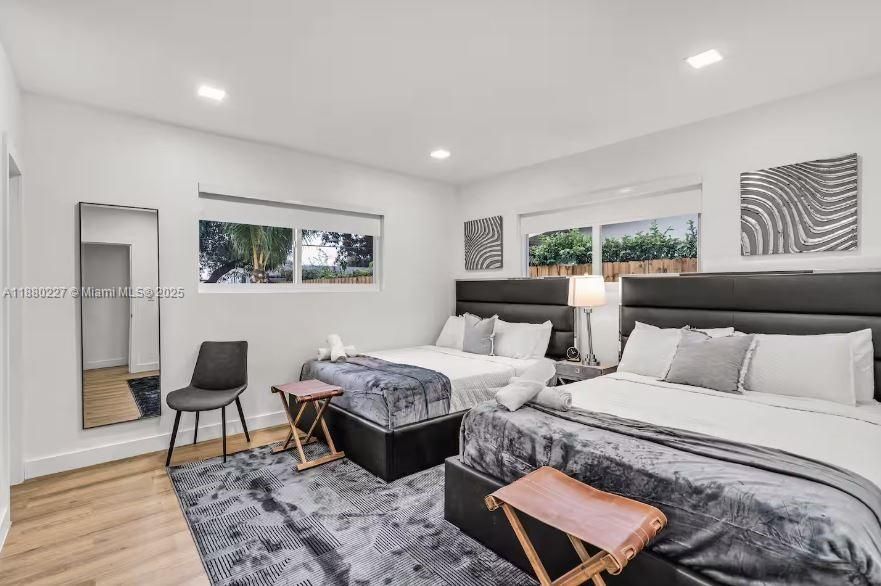 En Venta: $1,250,000 (3 camas, 2 baños, 1529 Pies cuadrados)