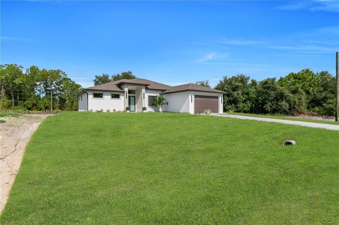 En Venta: $495,000 (4 camas, 3 baños, 0 Pies cuadrados)