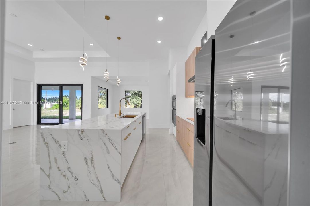 En Venta: $495,000 (4 camas, 3 baños, 0 Pies cuadrados)