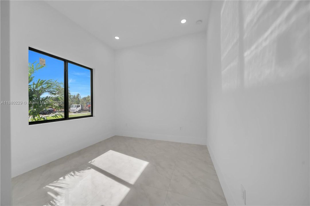 En Venta: $495,000 (4 camas, 3 baños, 0 Pies cuadrados)