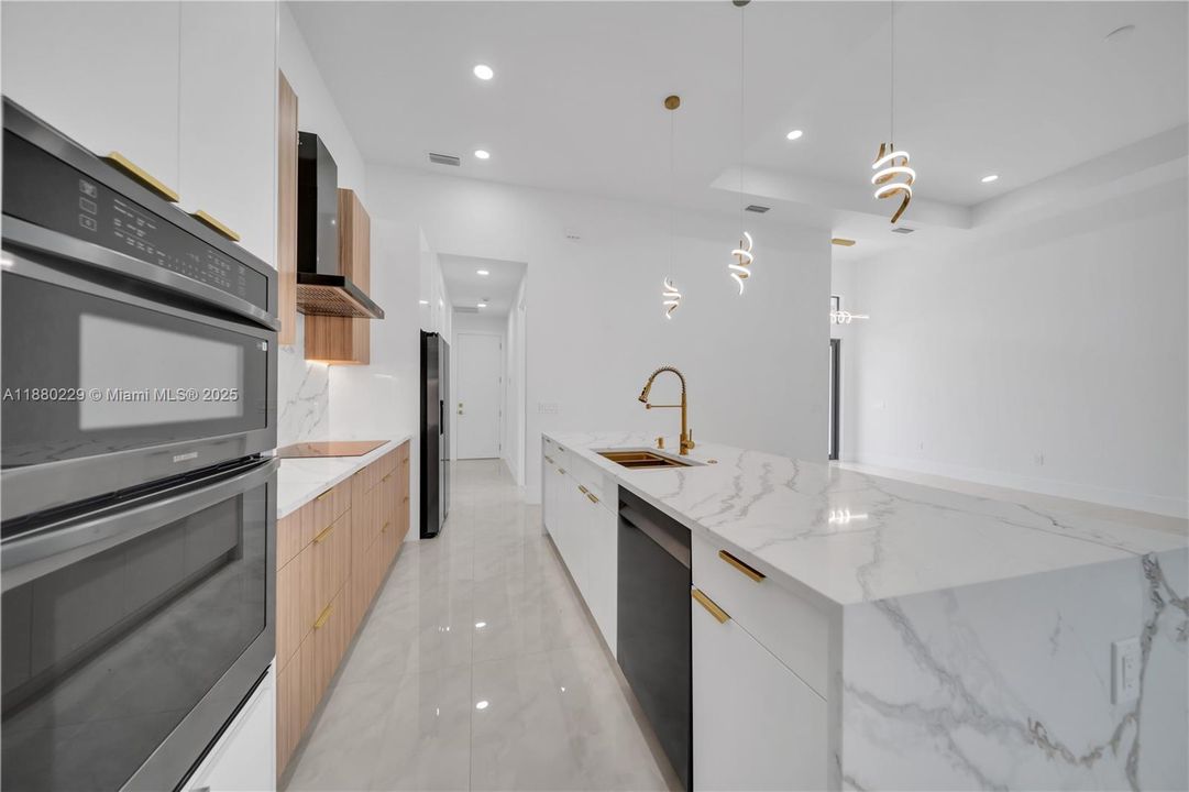 En Venta: $495,000 (4 camas, 3 baños, 0 Pies cuadrados)