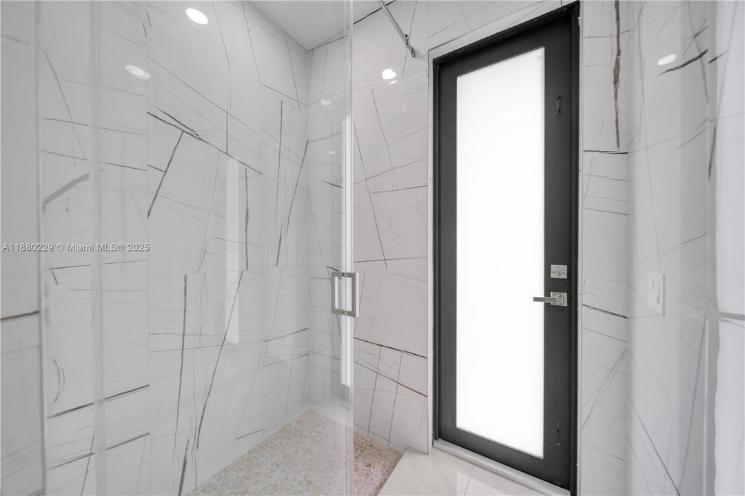 En Venta: $495,000 (4 camas, 3 baños, 0 Pies cuadrados)