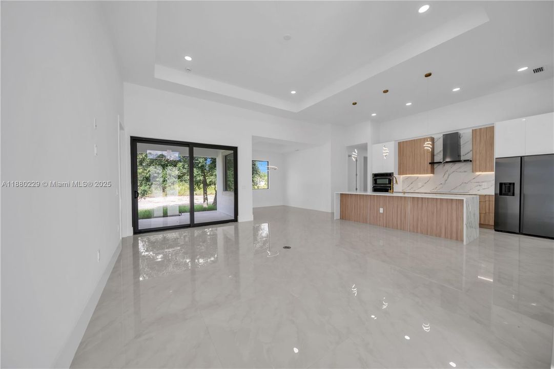 En Venta: $495,000 (4 camas, 3 baños, 0 Pies cuadrados)