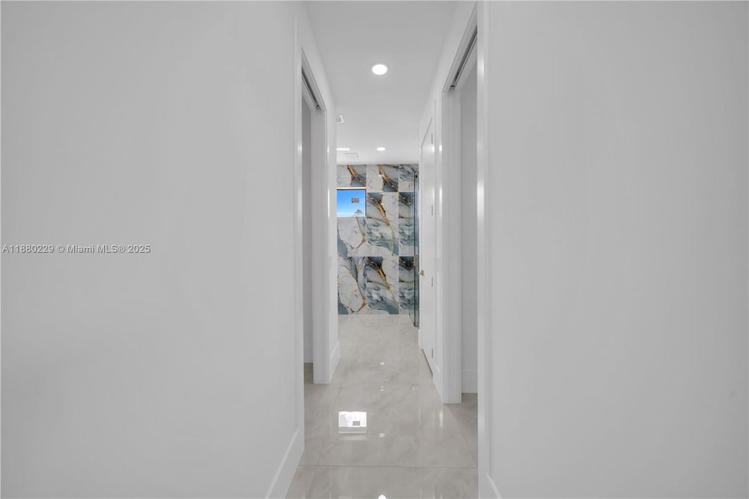 En Venta: $495,000 (4 camas, 3 baños, 0 Pies cuadrados)