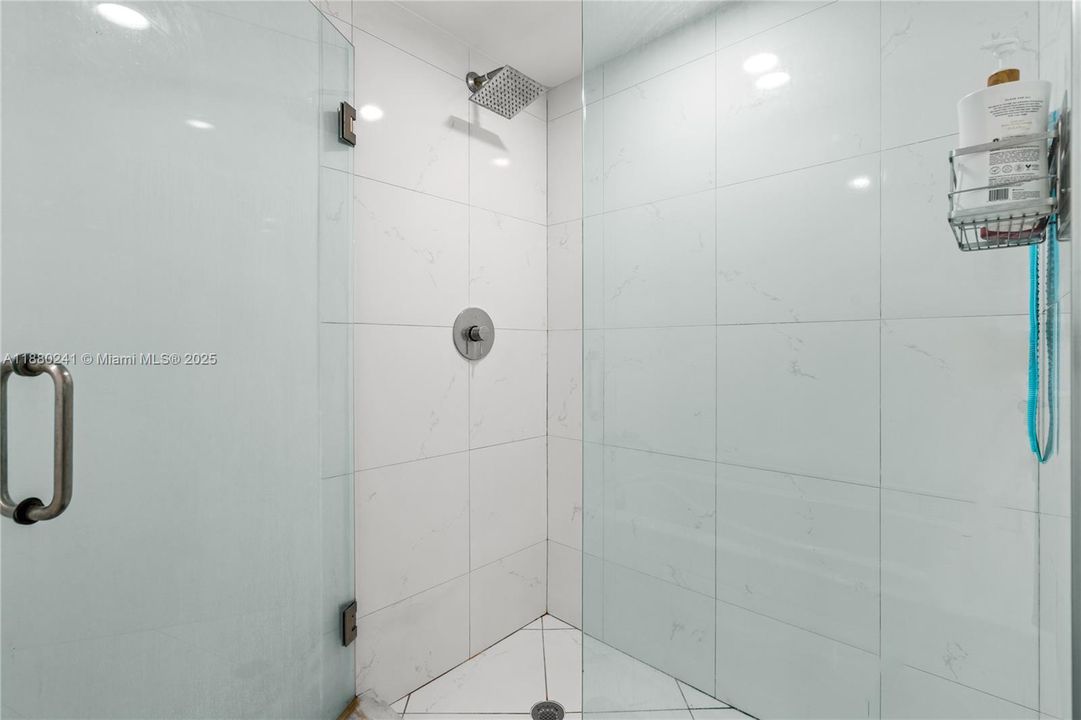 En Venta: $607,000 (2 camas, 2 baños, 1111 Pies cuadrados)