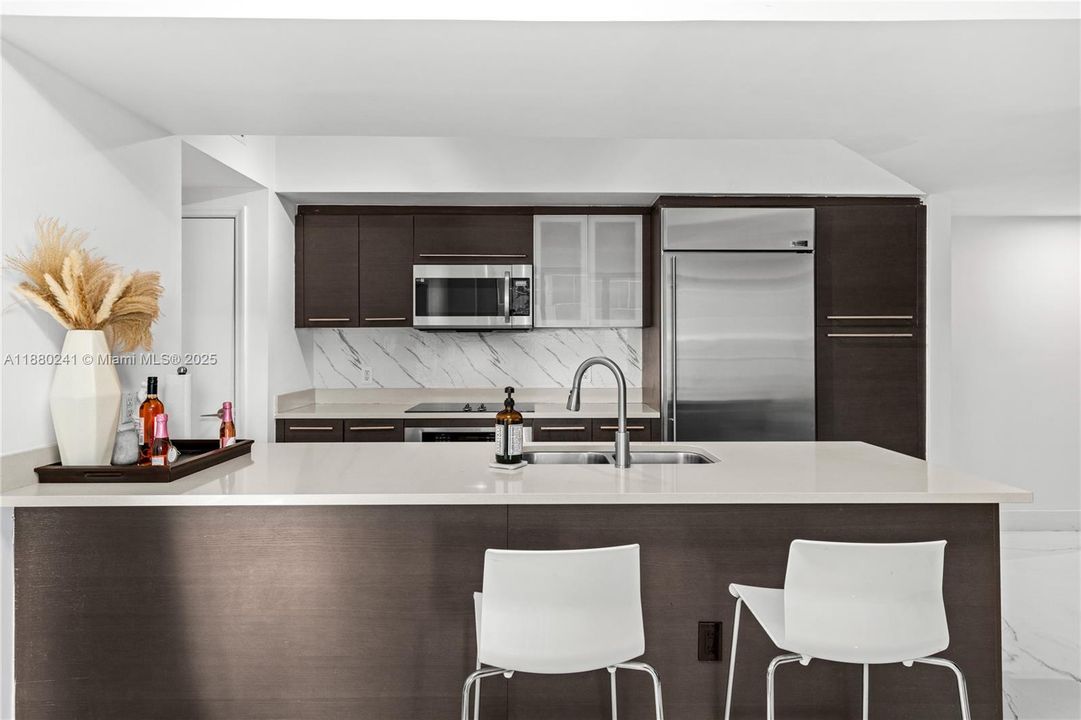 En Venta: $607,000 (2 camas, 2 baños, 1111 Pies cuadrados)