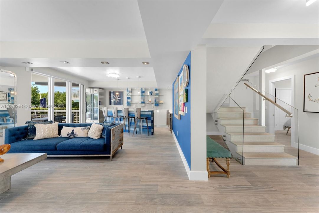 En Venta: $3,795,000 (5 camas, 5 baños, 3398 Pies cuadrados)