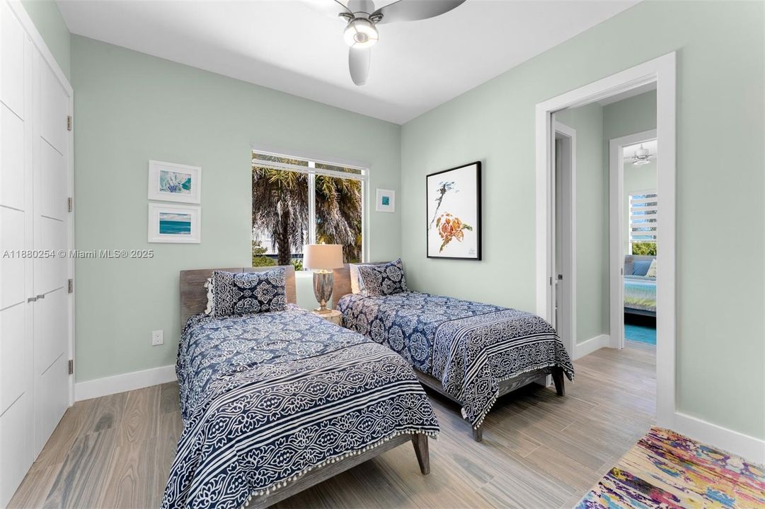 En Venta: $3,795,000 (5 camas, 5 baños, 3398 Pies cuadrados)