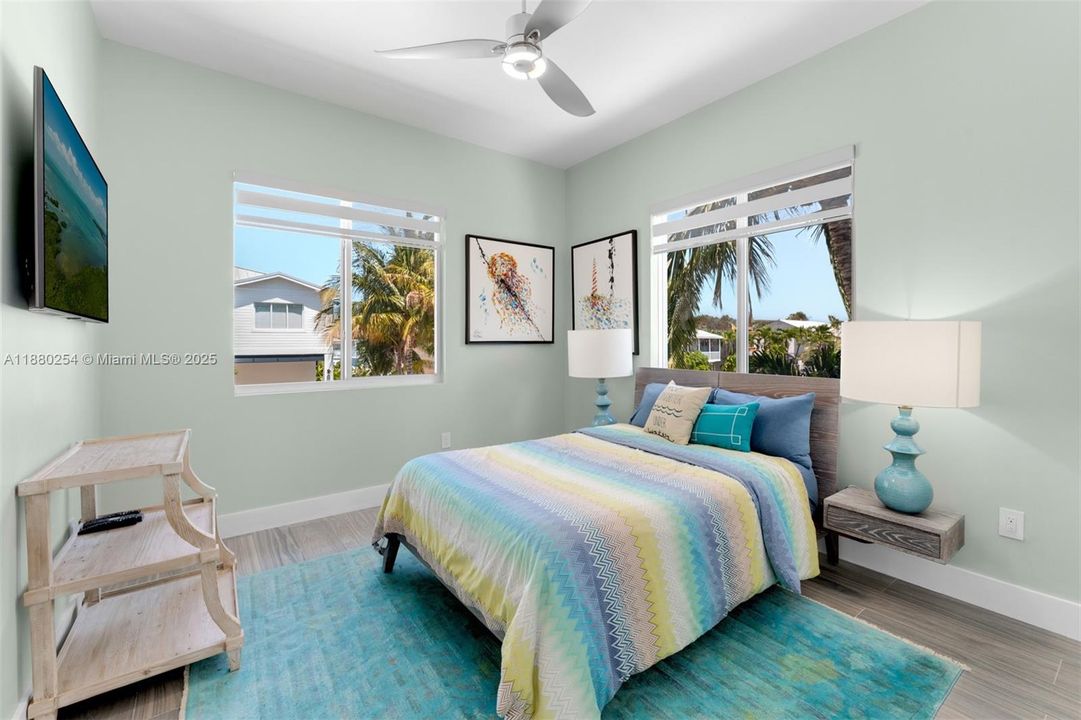 En Venta: $3,795,000 (5 camas, 5 baños, 3398 Pies cuadrados)