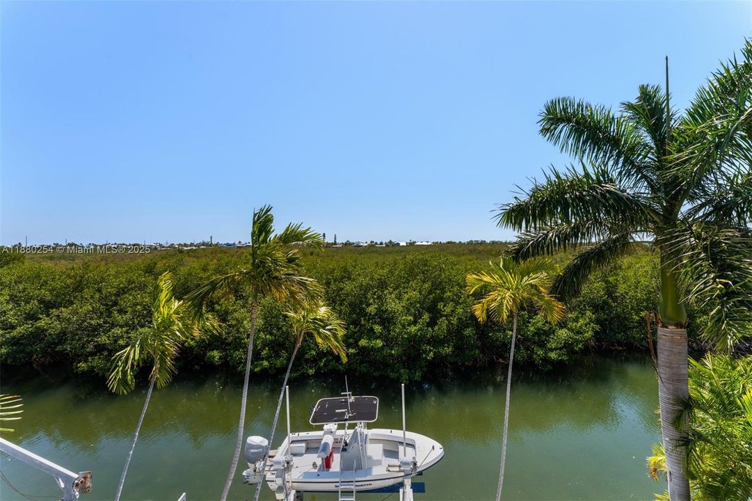 En Venta: $3,795,000 (5 camas, 5 baños, 3398 Pies cuadrados)