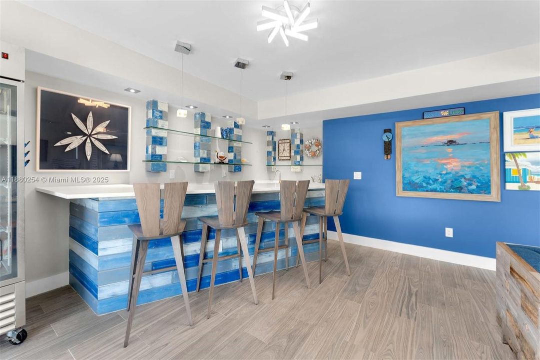 En Venta: $3,795,000 (5 camas, 5 baños, 3398 Pies cuadrados)