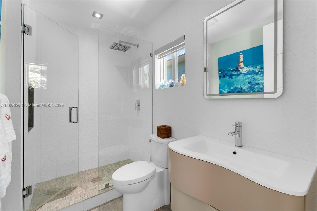 En Venta: $3,795,000 (5 camas, 5 baños, 3398 Pies cuadrados)