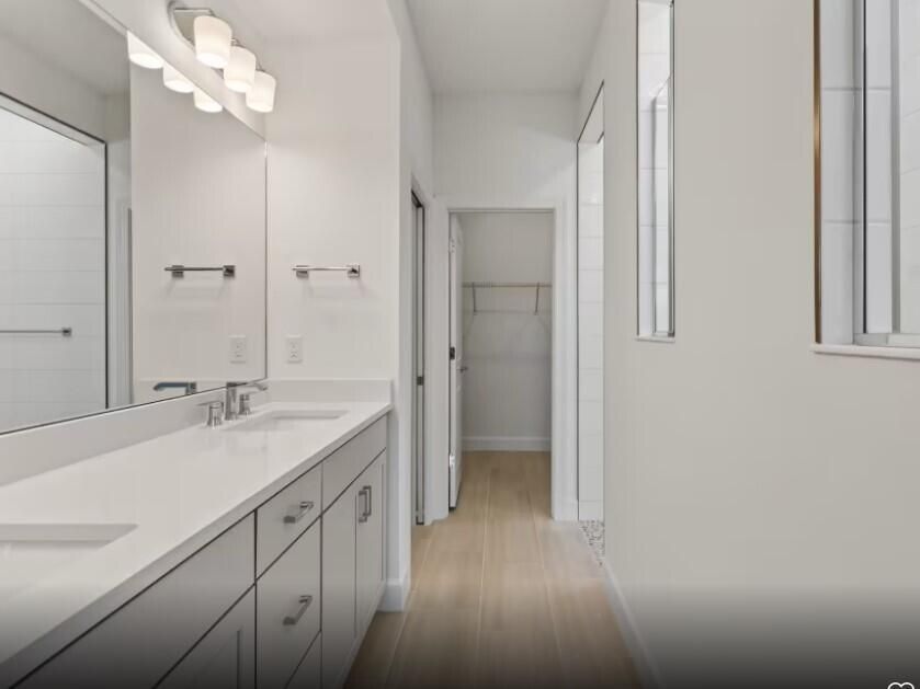 110 Owner's Bath