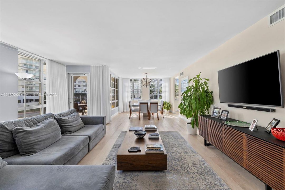 Active With Contract: $875,000 (2 beds, 2 baths, 2210 Square Feet)