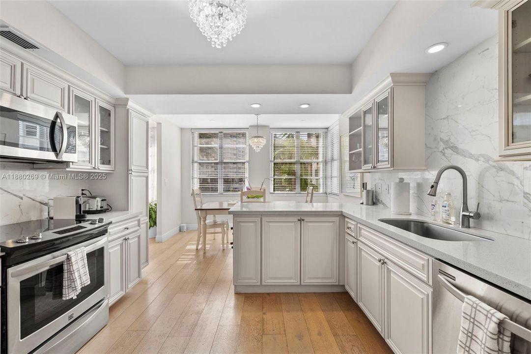 Active With Contract: $875,000 (2 beds, 2 baths, 2210 Square Feet)