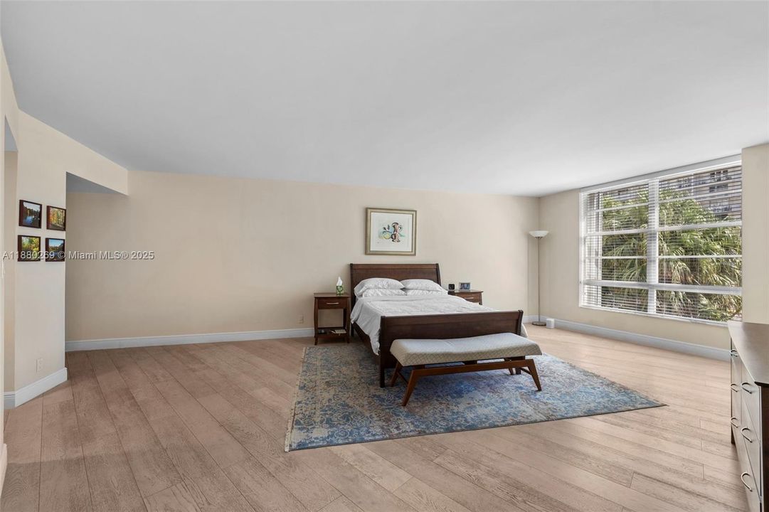 Active With Contract: $875,000 (2 beds, 2 baths, 2210 Square Feet)