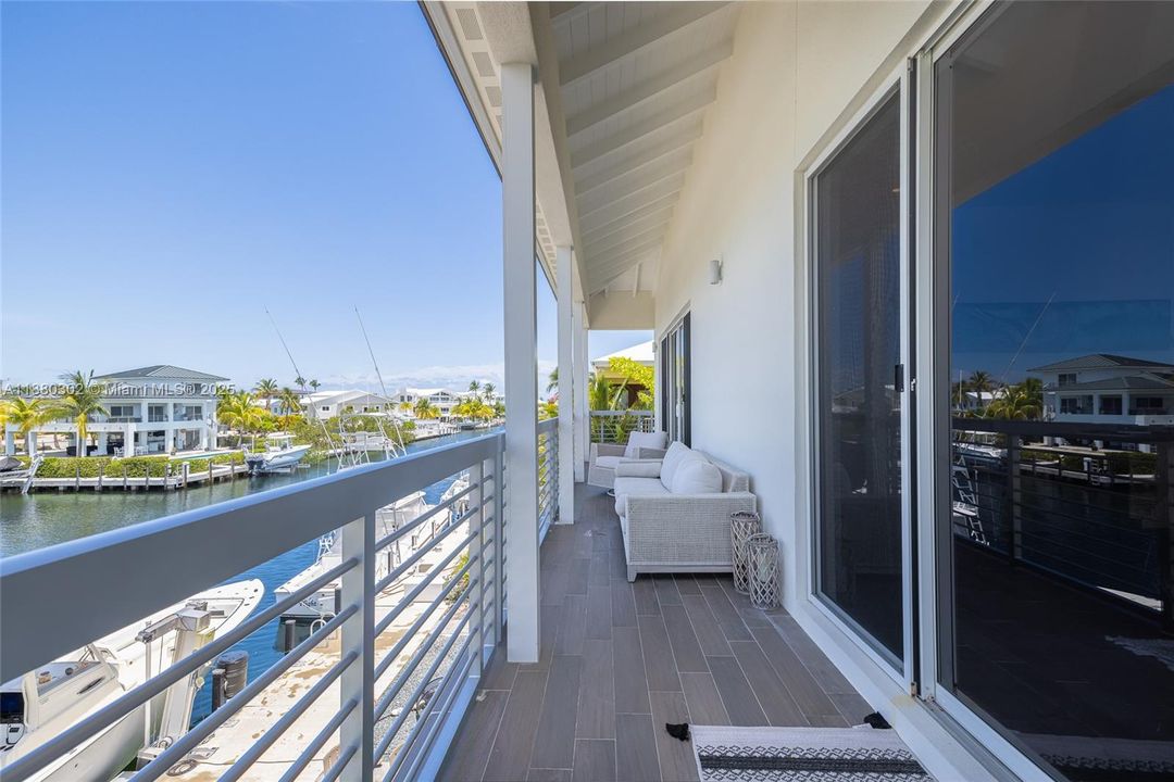 For Sale: $3,795,000 (4 beds, 4 baths, 3004 Square Feet)