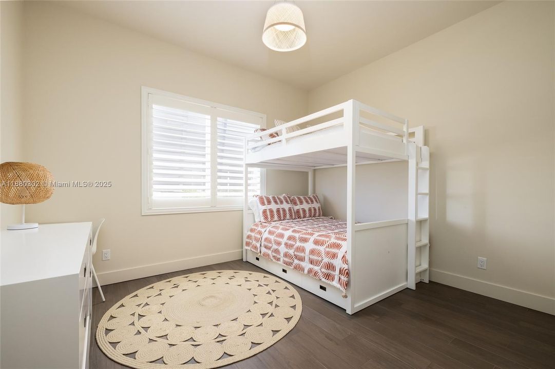 For Sale: $3,795,000 (4 beds, 4 baths, 3004 Square Feet)